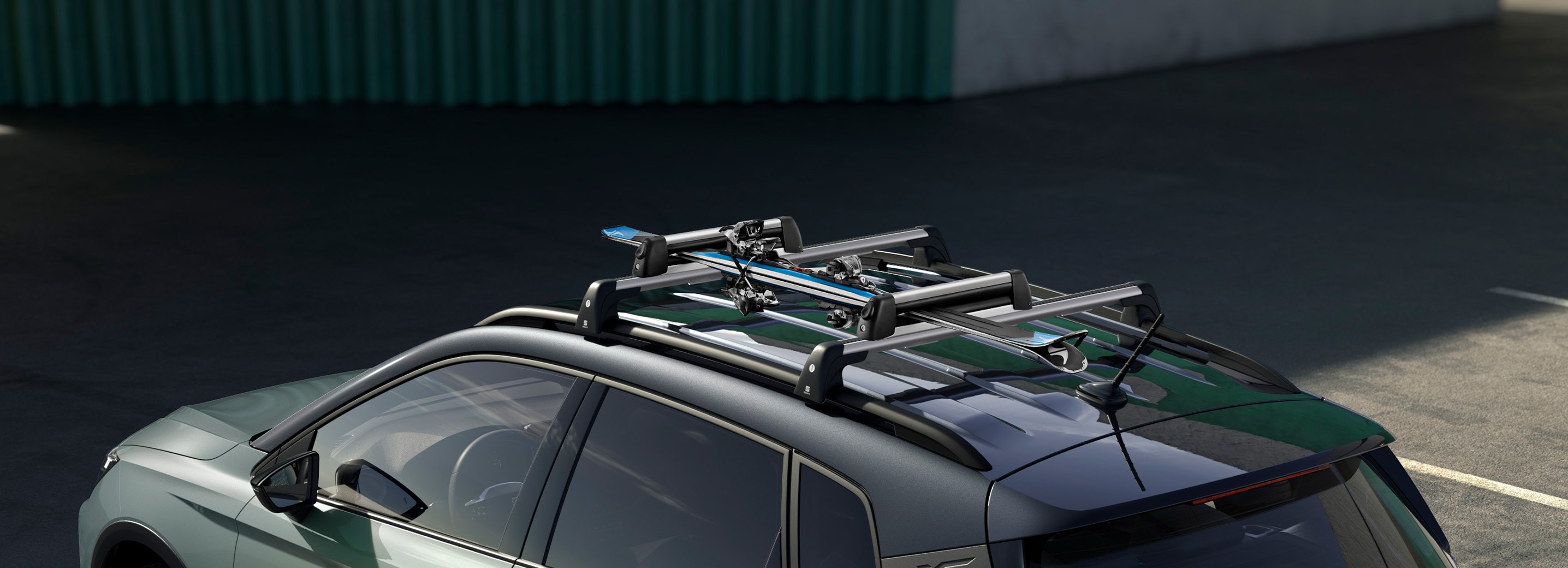 The range of accessories especially designed for SEAT Arona features bold designs to empower you to do more of what you love. The range of accessories especially designed for SEAT Arona features bold designs to empower you to do more of what you love.