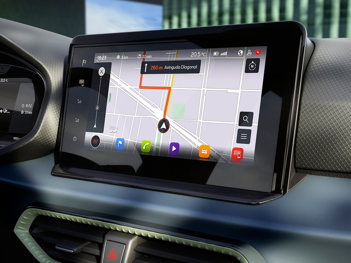 SEAT Arona interior with touchscreen view with seat connect SEAT Arona interior with touchscreen view with seat connect