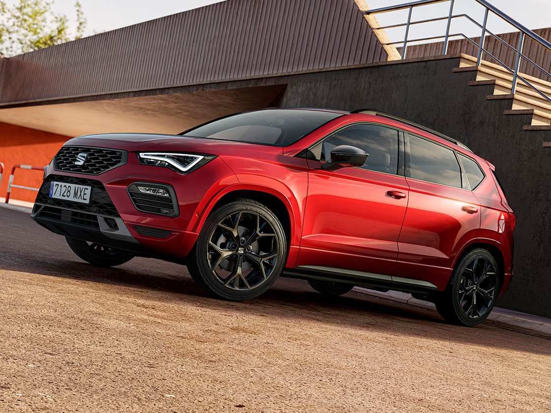 adaptive cruise control predictive in the seat ateca that combines with navi to offer enhanced safety.