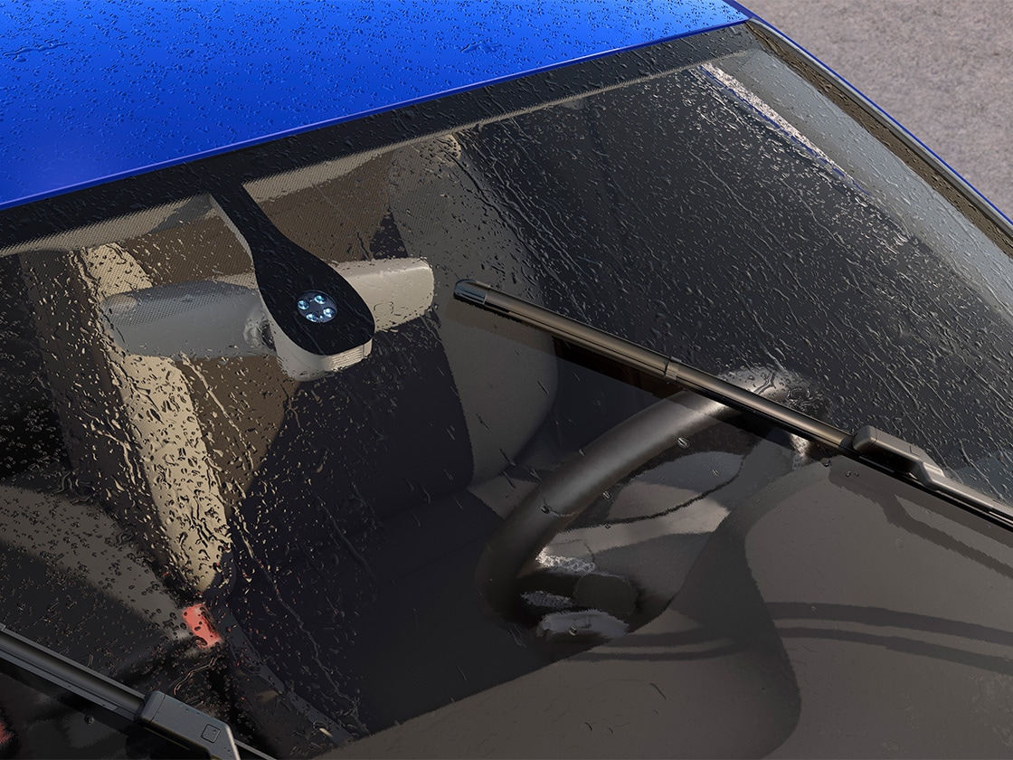 rain and light sensor to stay focused on driving rain or shine.