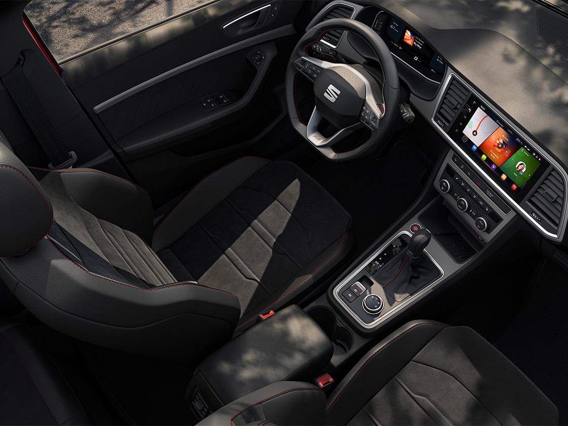 seat ateca interior desing that showcases the trailblazing Navy System+ for this version