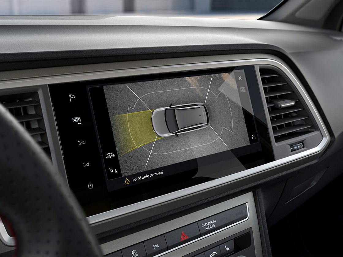 seat ateca park assist feature close-up from the inside of the car.