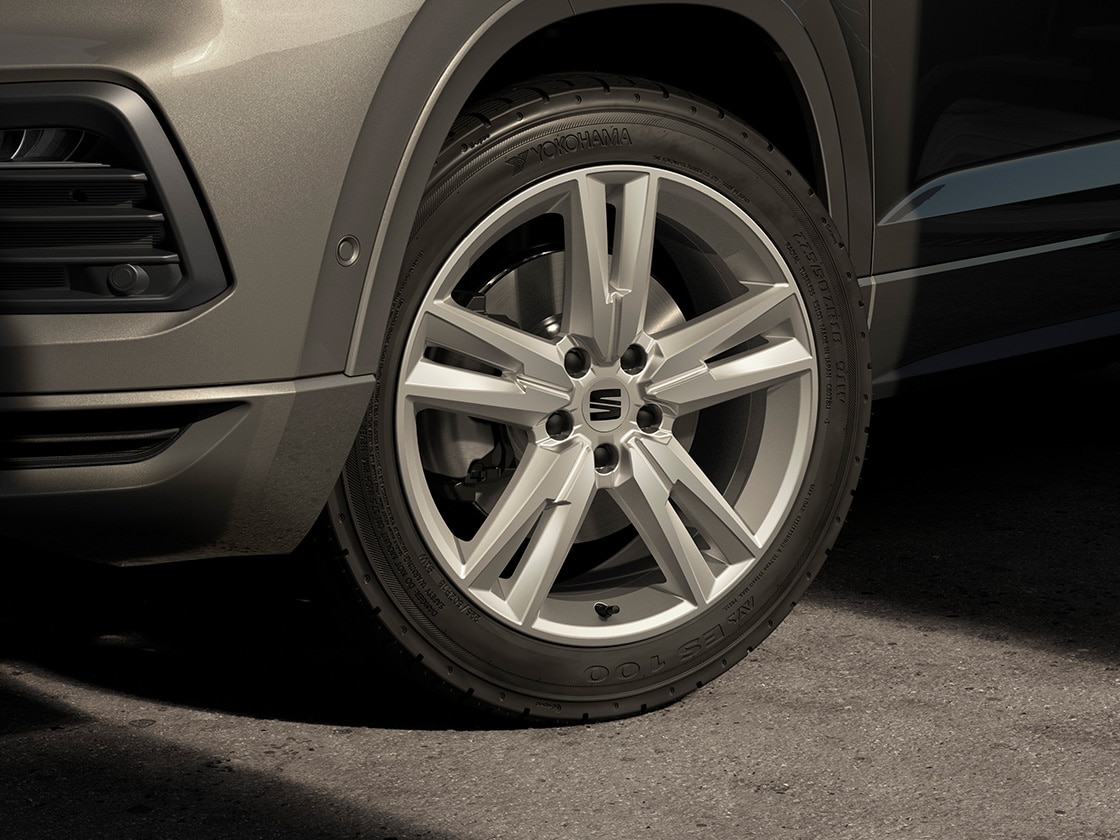 performance brilliant silver 18-inch alloy wheels for seat ateca