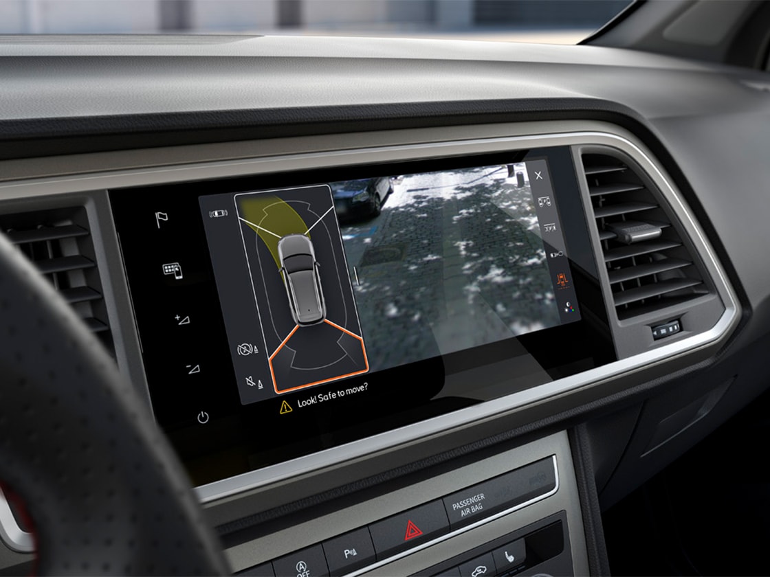 seat ateca display view to show one of the urban pack features.