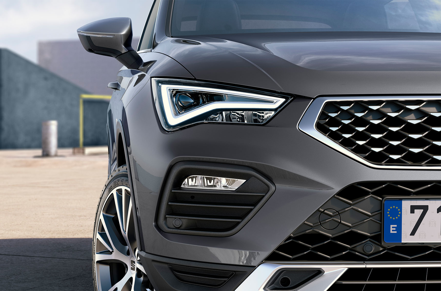 seat ateca graphite grey colour with front led headlines
