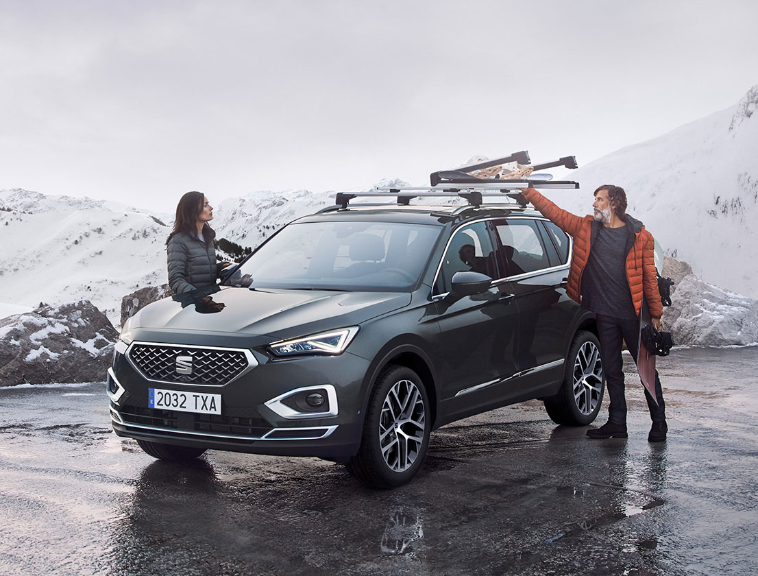 The SEAT Tarraco XPERIENCE with ski rack Xtender  