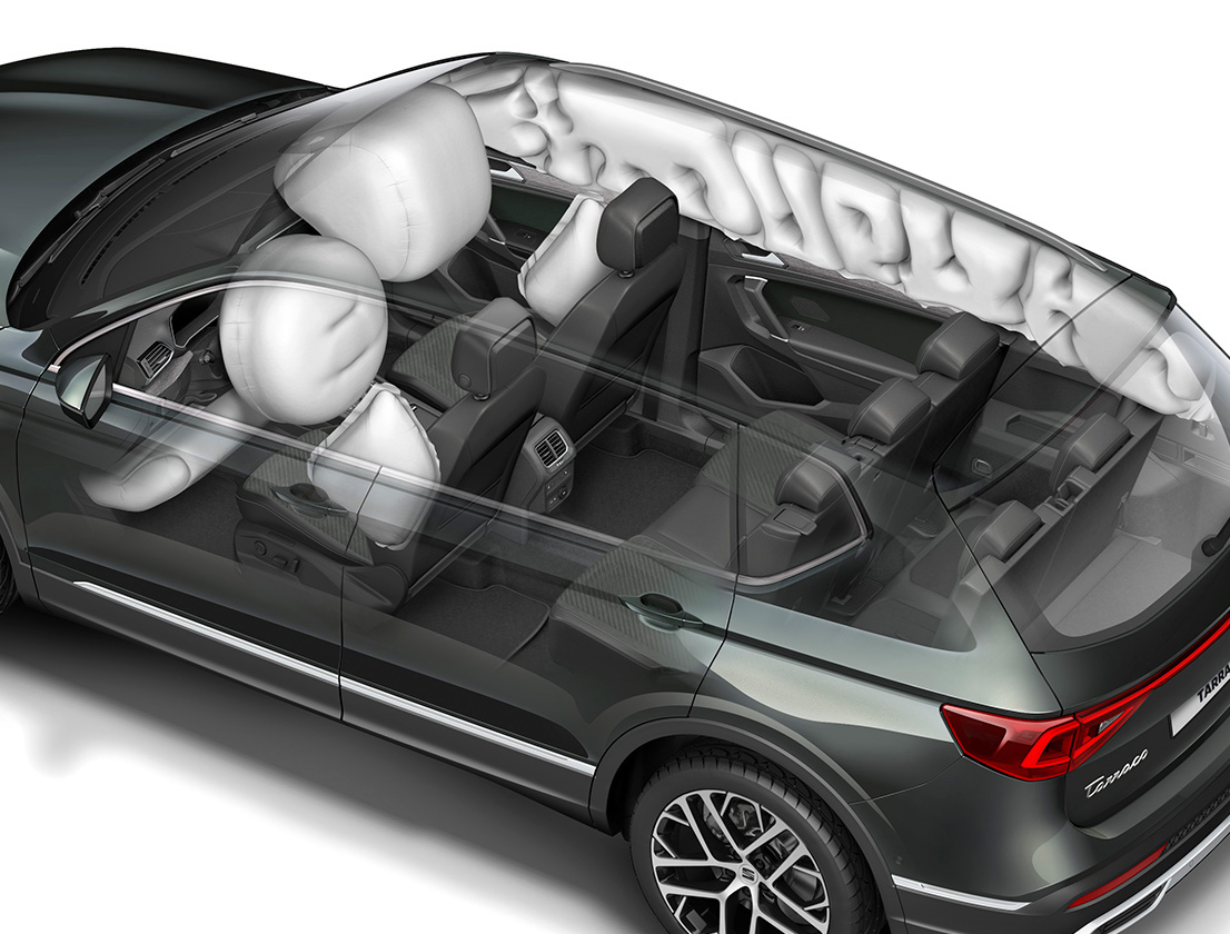 The SEAT Tarraco XPERIENCE front airbags inflated  