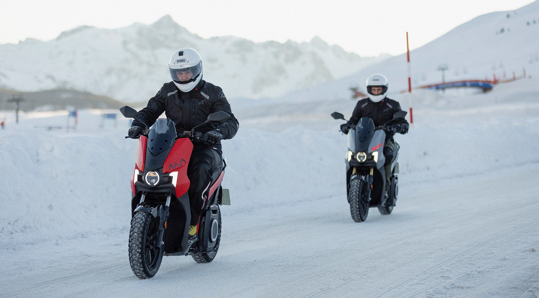 SEAT MÓ 125: through sand and snow