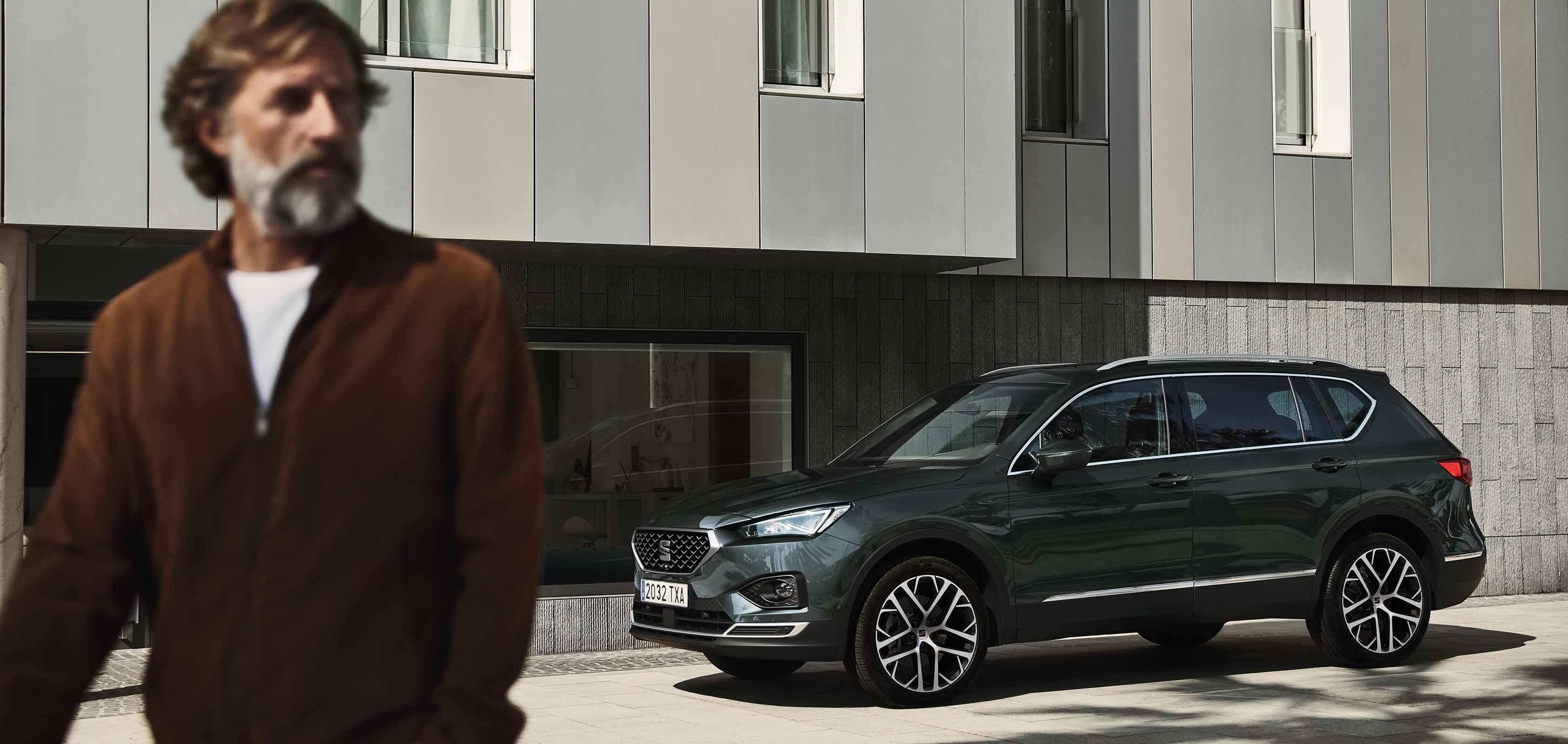 SEAT Tarraco front view allow wheels LED lights