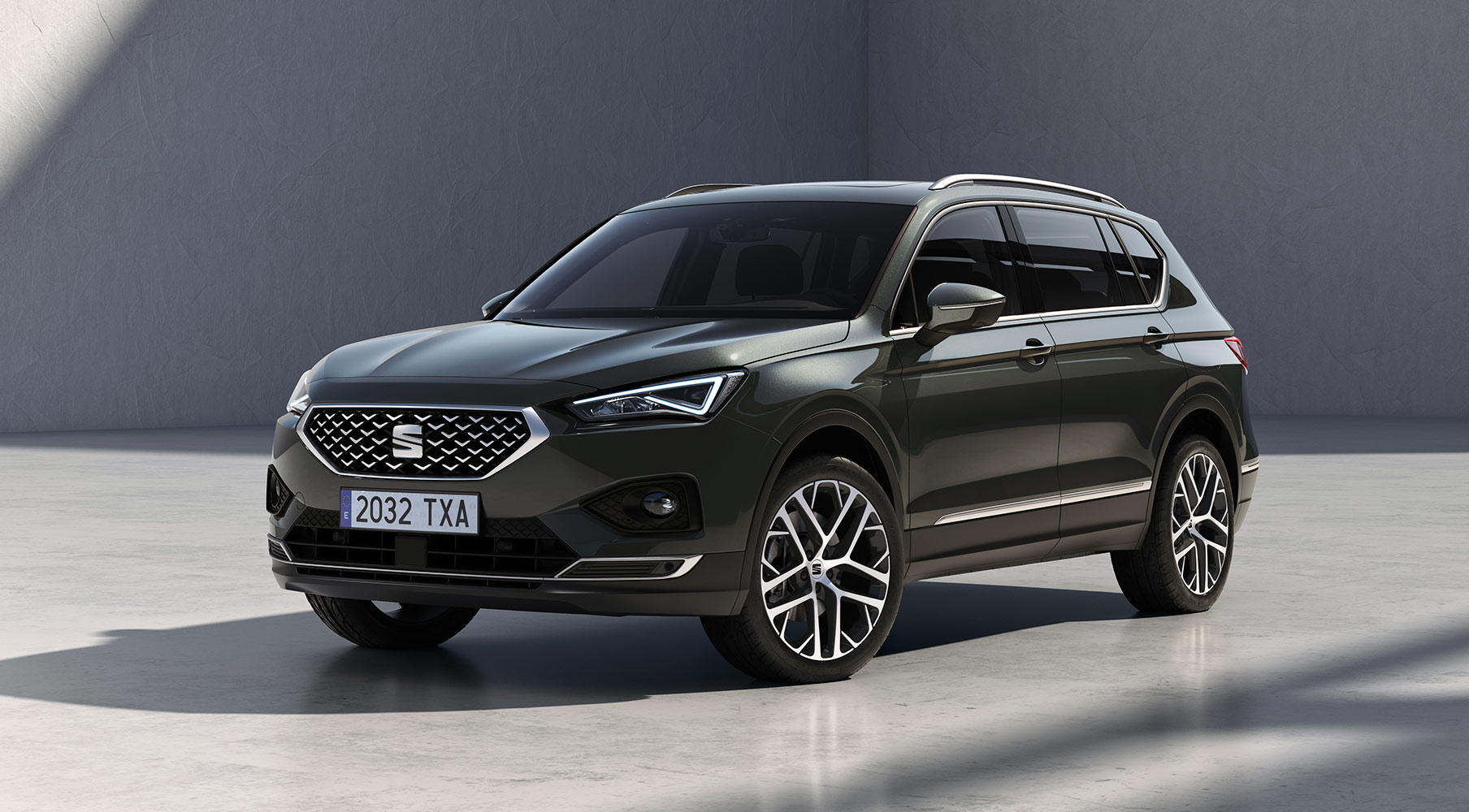 SEAT Tarraco XPERIENCE with 20” Nuclear Grey Alloy Wheels