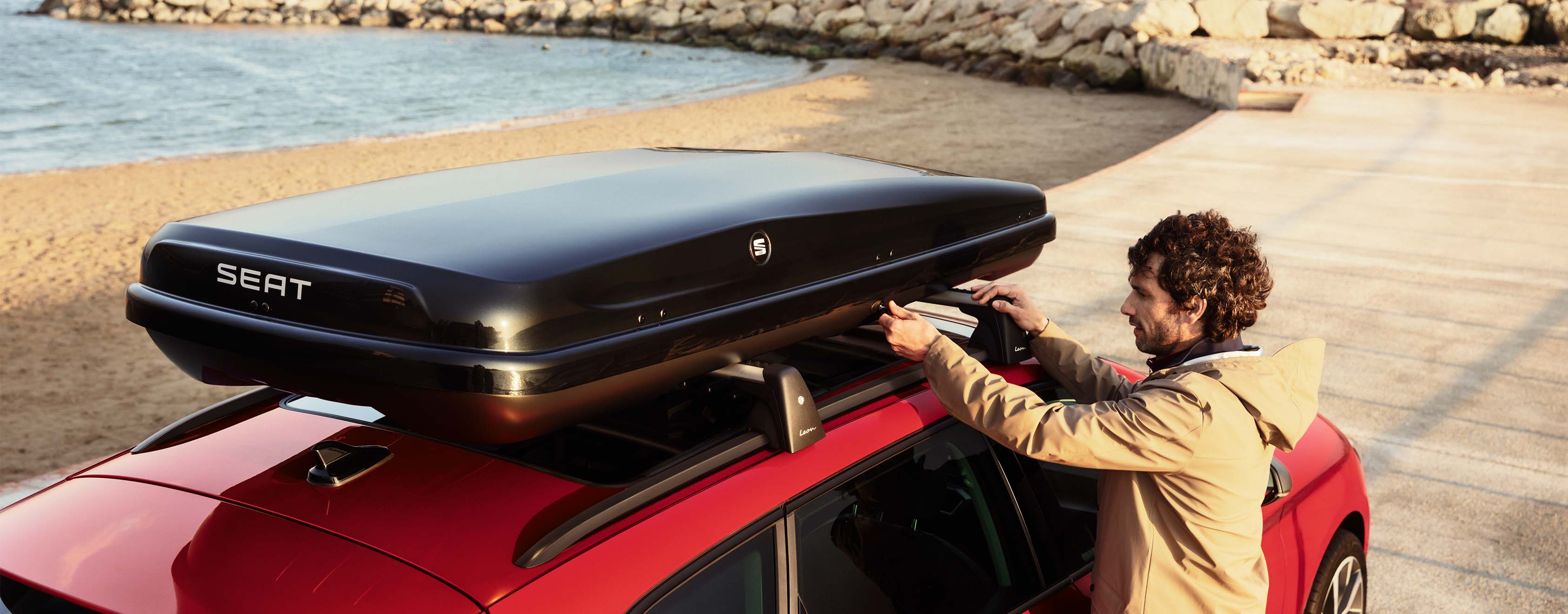 seat leon accessories roof box with 400 or 600 litre capacity options