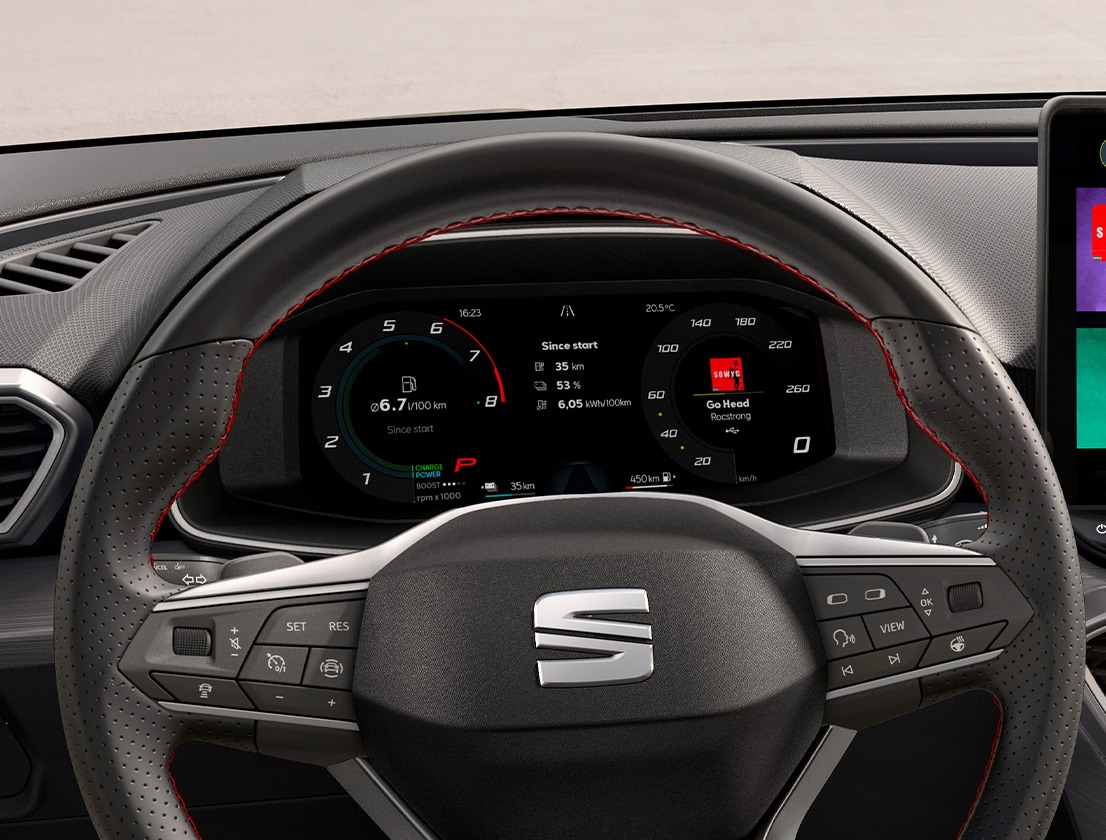 seat leon digital cockpit with adaptative cruise control