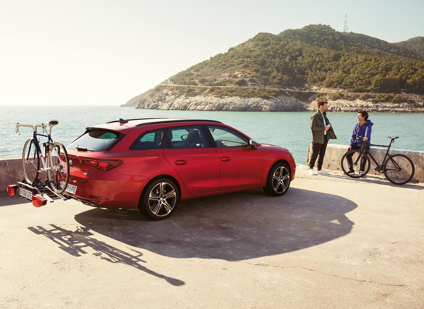 friends-with-seat-leon-st-bike-rack