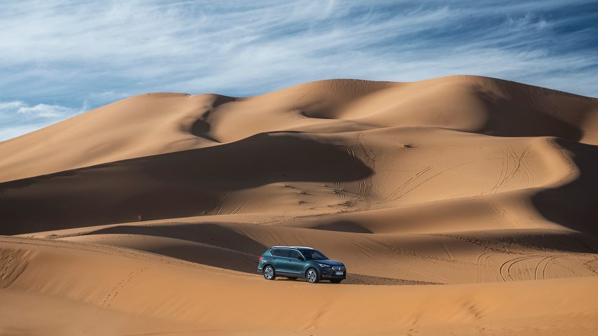 SEAT Tarraco in the desert dunes