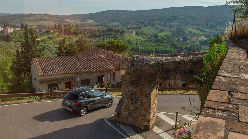 SEAT Arona in Tuscany for 15 euros