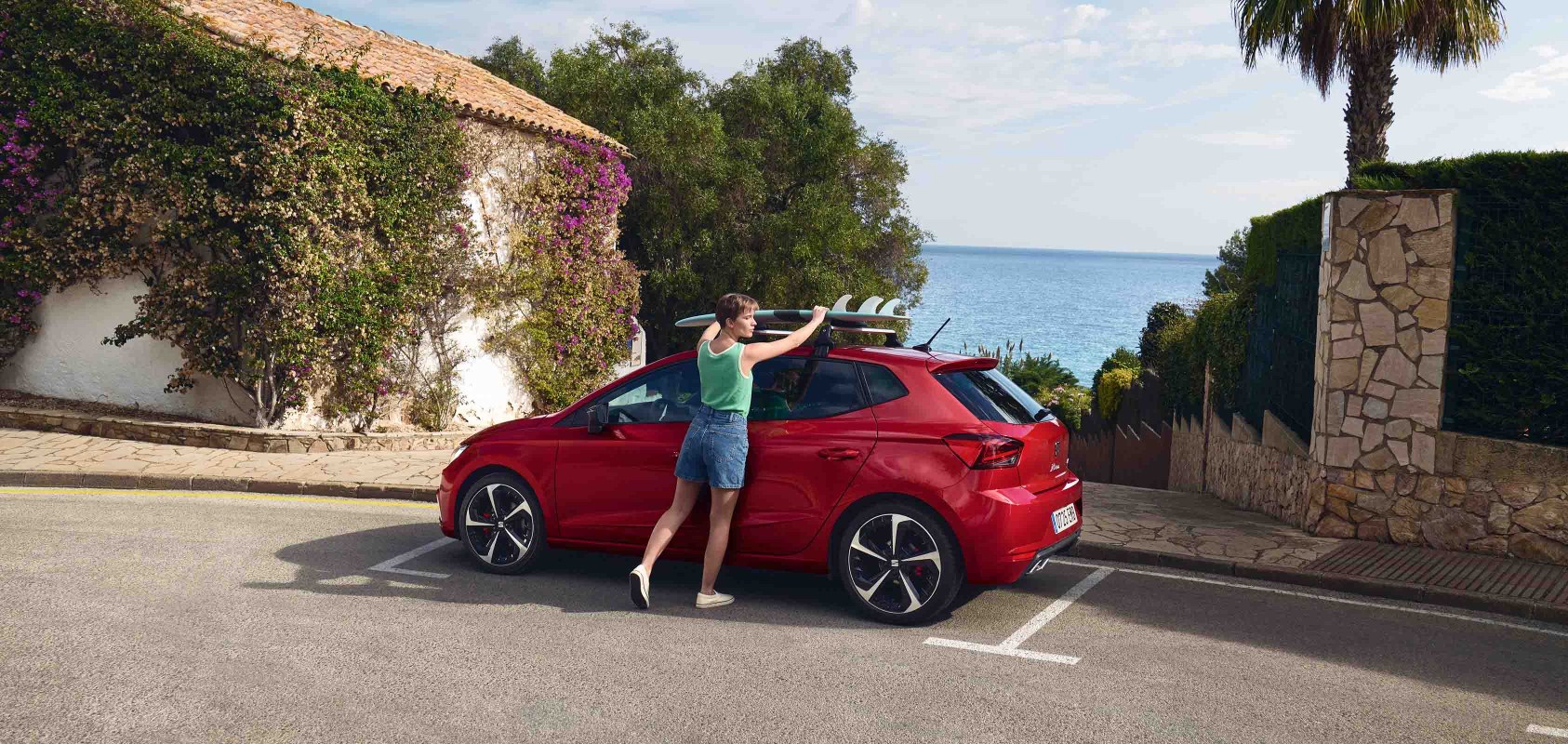 family-enjoying-a-picnic-with-a-seat-leon